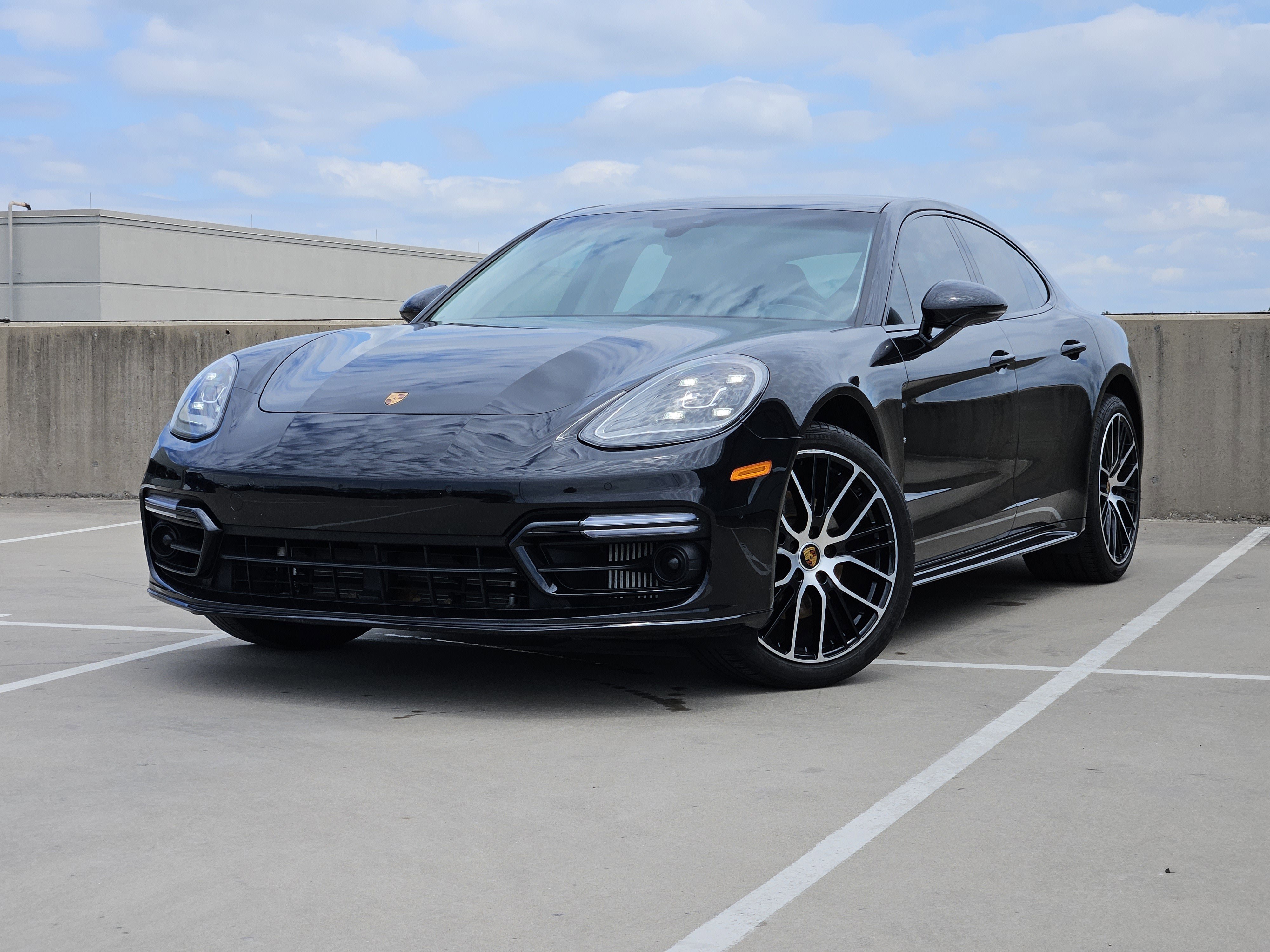 Certified 2023 Porsche Panamera 4 Platinum Edition AWD/4WD image 1