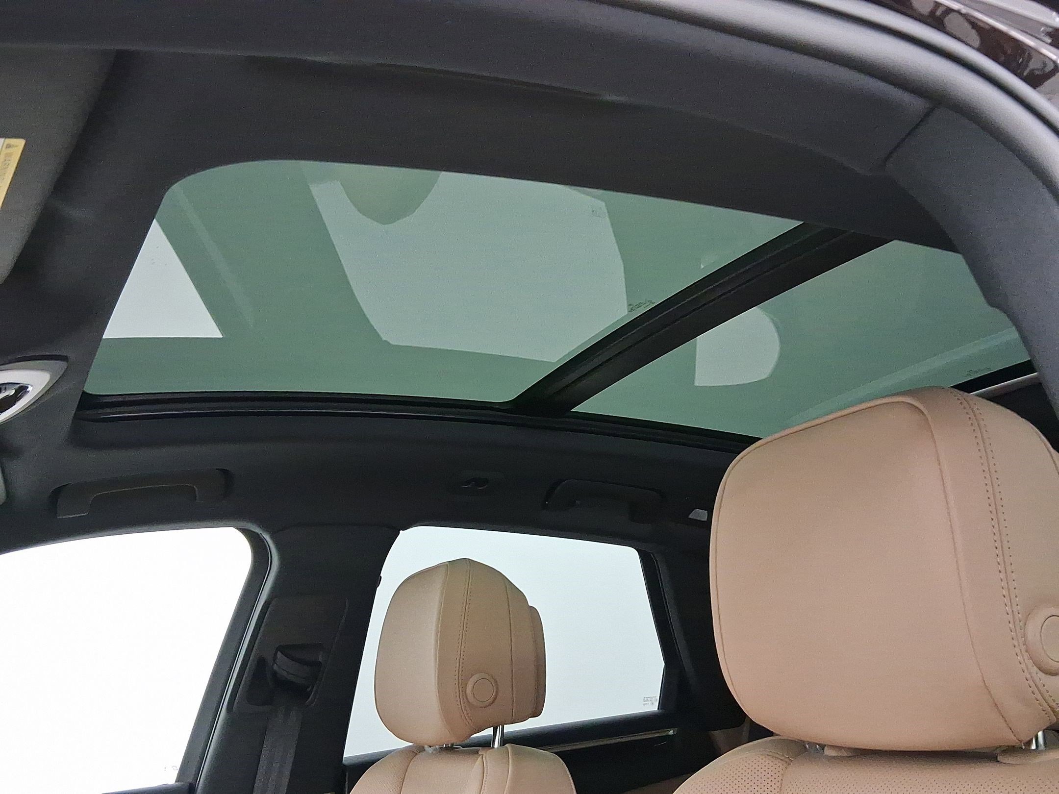 Used 2026 Porsche Macan image 14