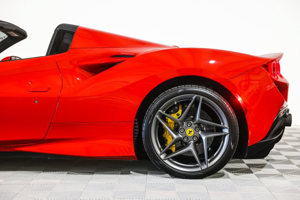 Used 2023 Ferrari F8 Tributo RWD image 18