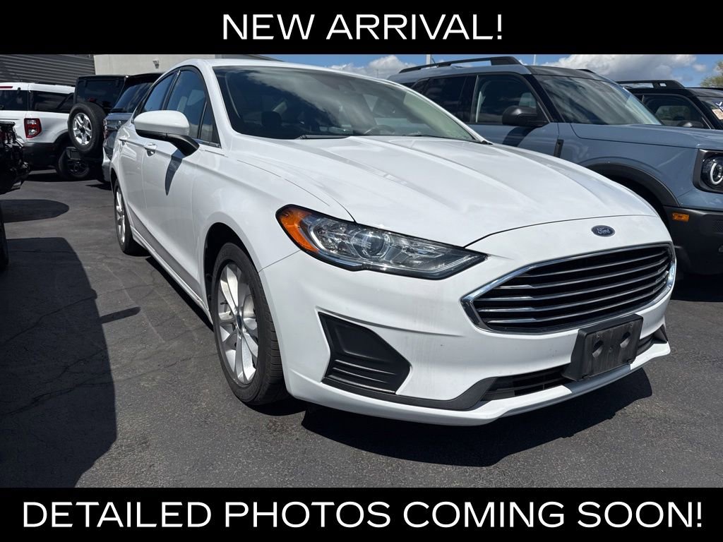 Used 2020 Ford Fusion SE FWD image 3