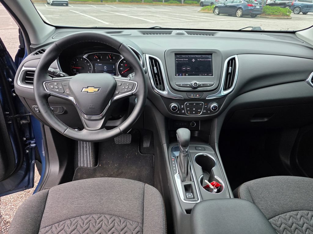 Used 2024 Chevrolet Equinox LT FWD image 27