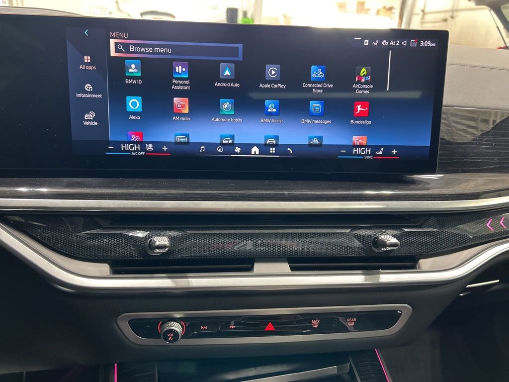 Used 2024 BMW X5 xDrive40i w/ M Sport Package image 17