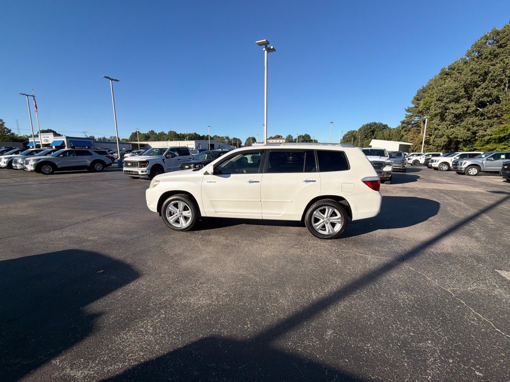Used 2010 Toyota Highlander Limited w/ Extra Value Pkg 8 FWD image 6
