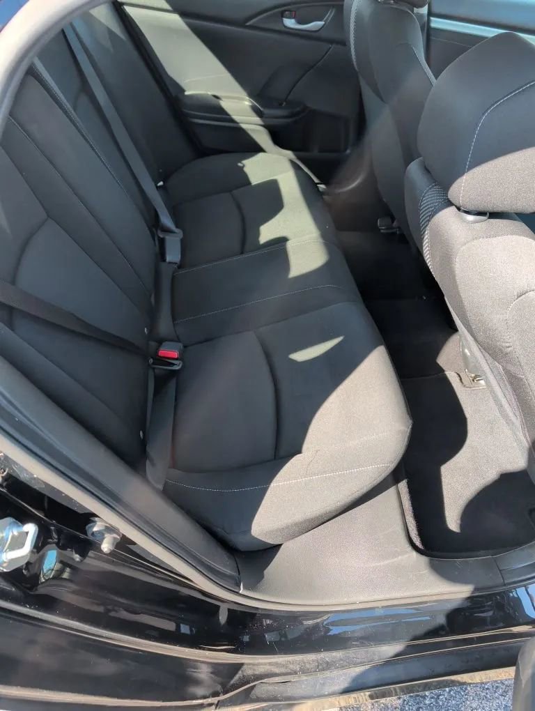 Used 2018 Honda Civic EX-T image 22