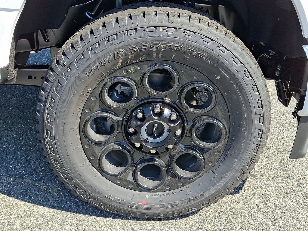 New 2026 Ford F250 XLT w/ XLT Premium Package AWD/4WD image 5