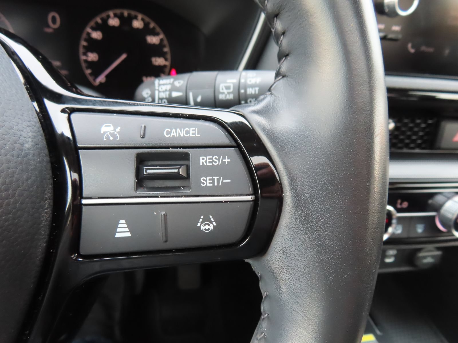Used 2025 Honda CR-V EX-L image 20