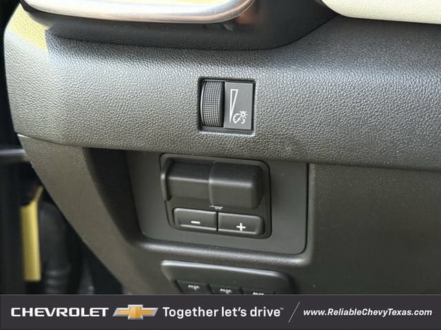 Used 2026 GMC Canyon AT4X w/ AT4X AEV Edition AWD/4WD image 25