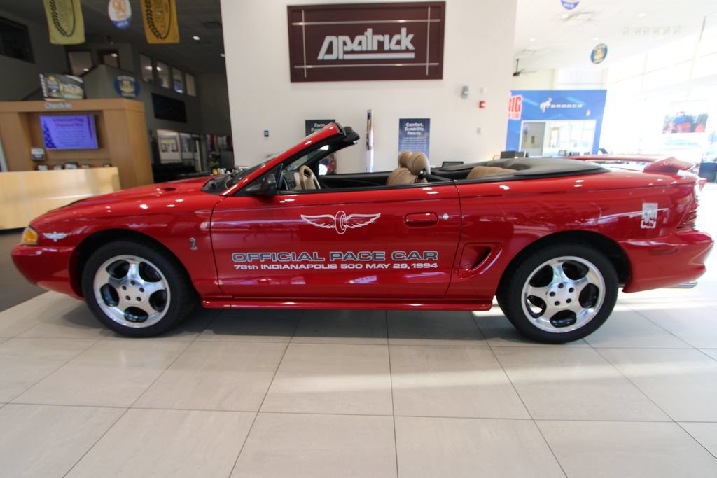 Used 1994 Ford Mustang GT RWD image 19