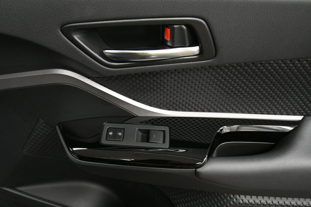 Used 2022 Toyota C-HR Nightshade image 27