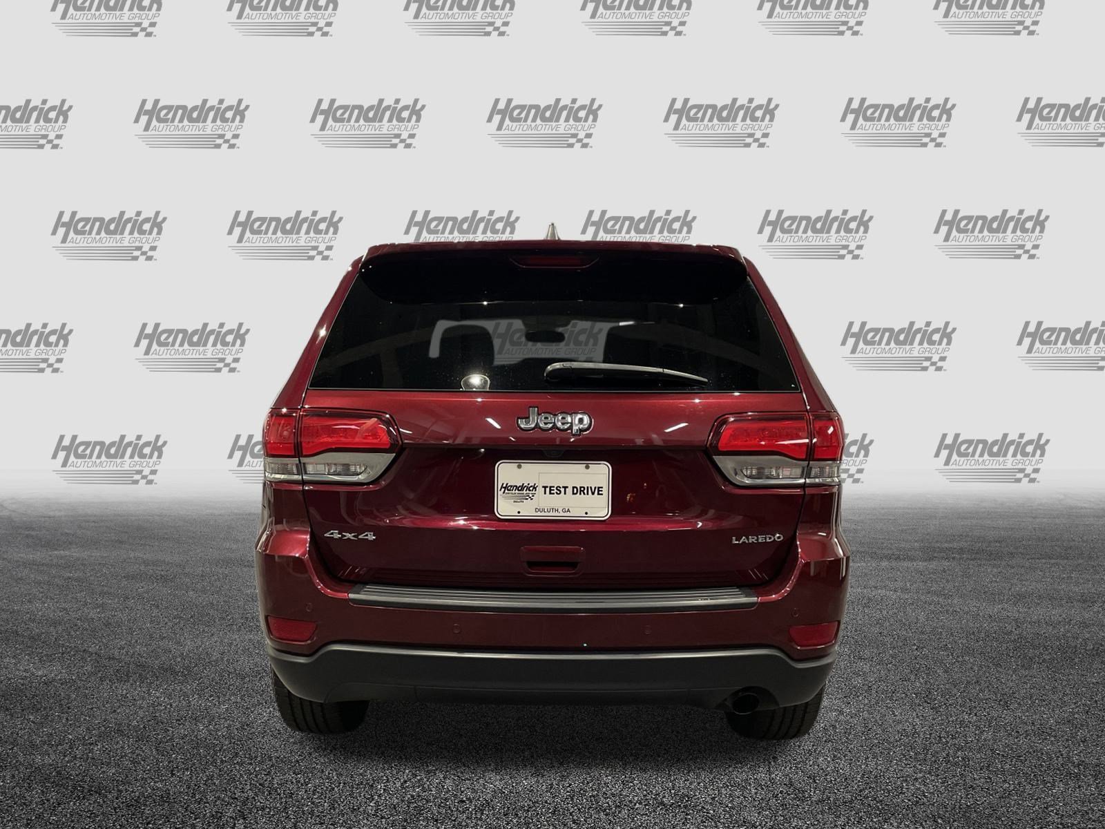 Used 2020 Jeep Grand Cherokee Laredo image 9