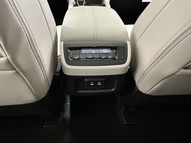 New 2026 Nissan Pathfinder SL w/ SL Premium Package FWD image 10