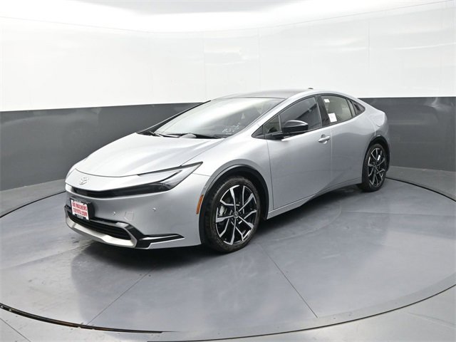 New 2026 Toyota Prius Plug-In Hybrid image 3