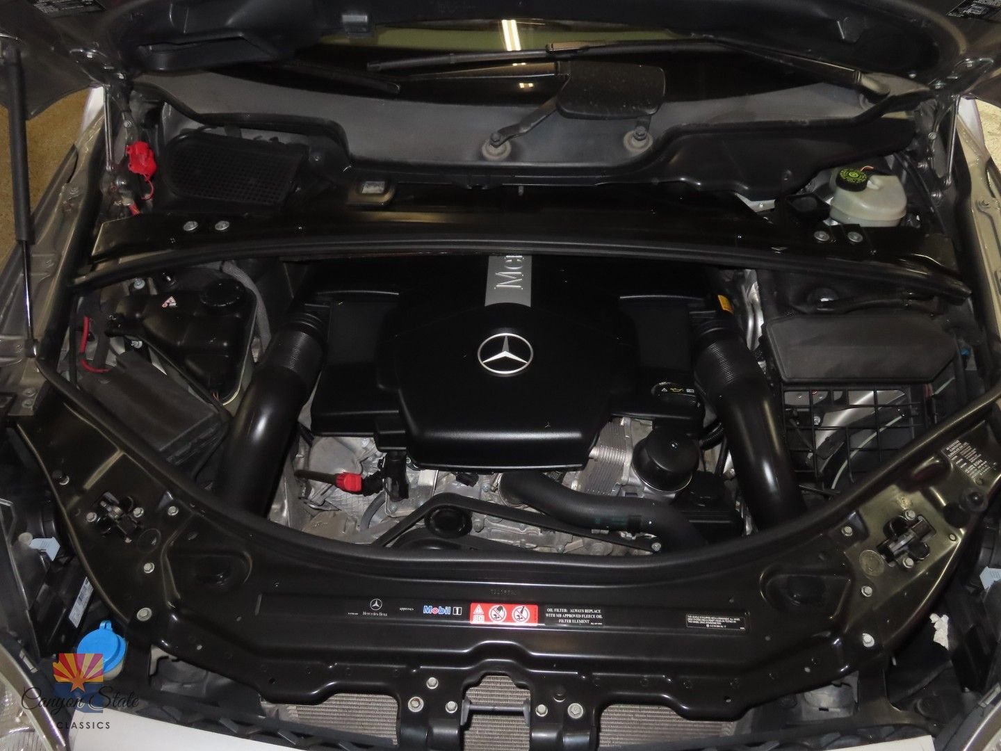 Used 2006 Mercedes-Benz R 500 4MATIC image 4