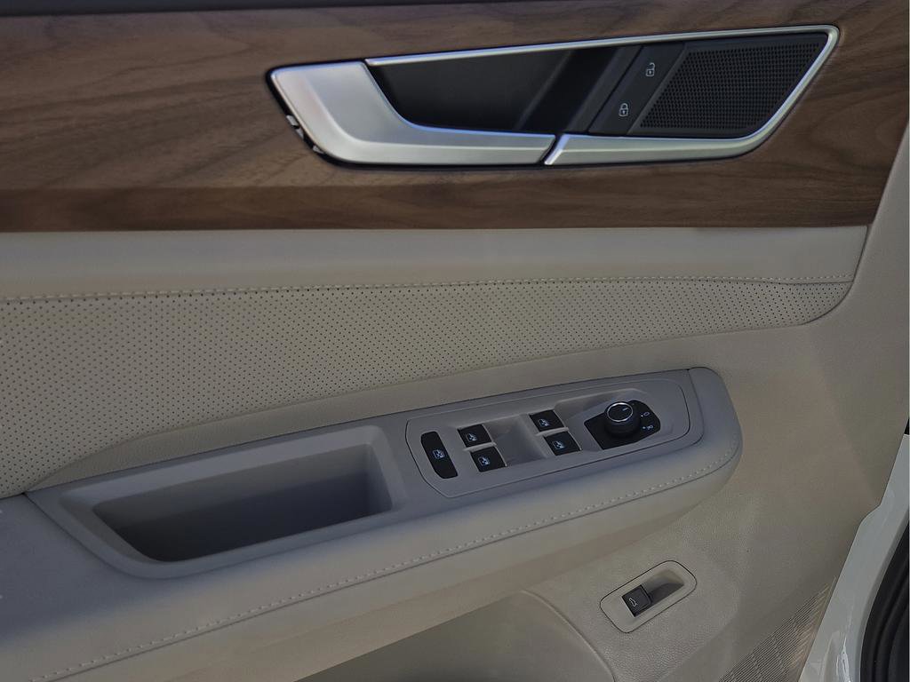 New 2026 Volkswagen Atlas SE image 17