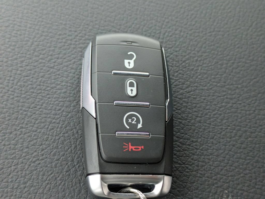 New 2026 RAM 2500 Big Horn AWD/4WD image 31