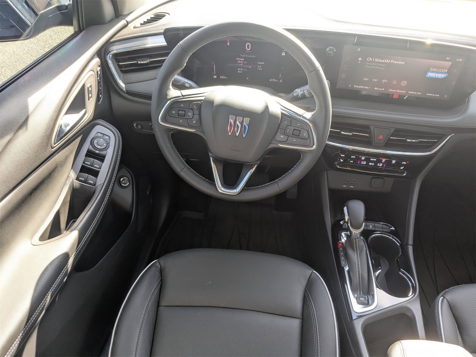 Used 2025 Buick Encore GX Avenir w/ Avenir Technology Package image 18