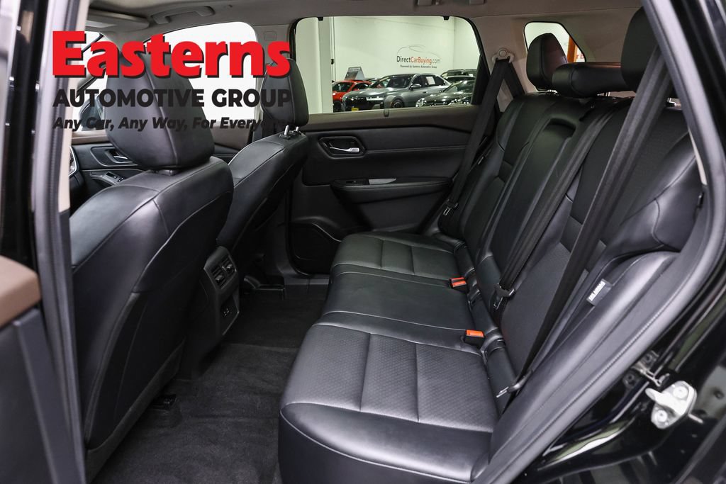 Used 2023 Nissan Rogue SV w/ SV Premium B Package AWD/4WD image 23