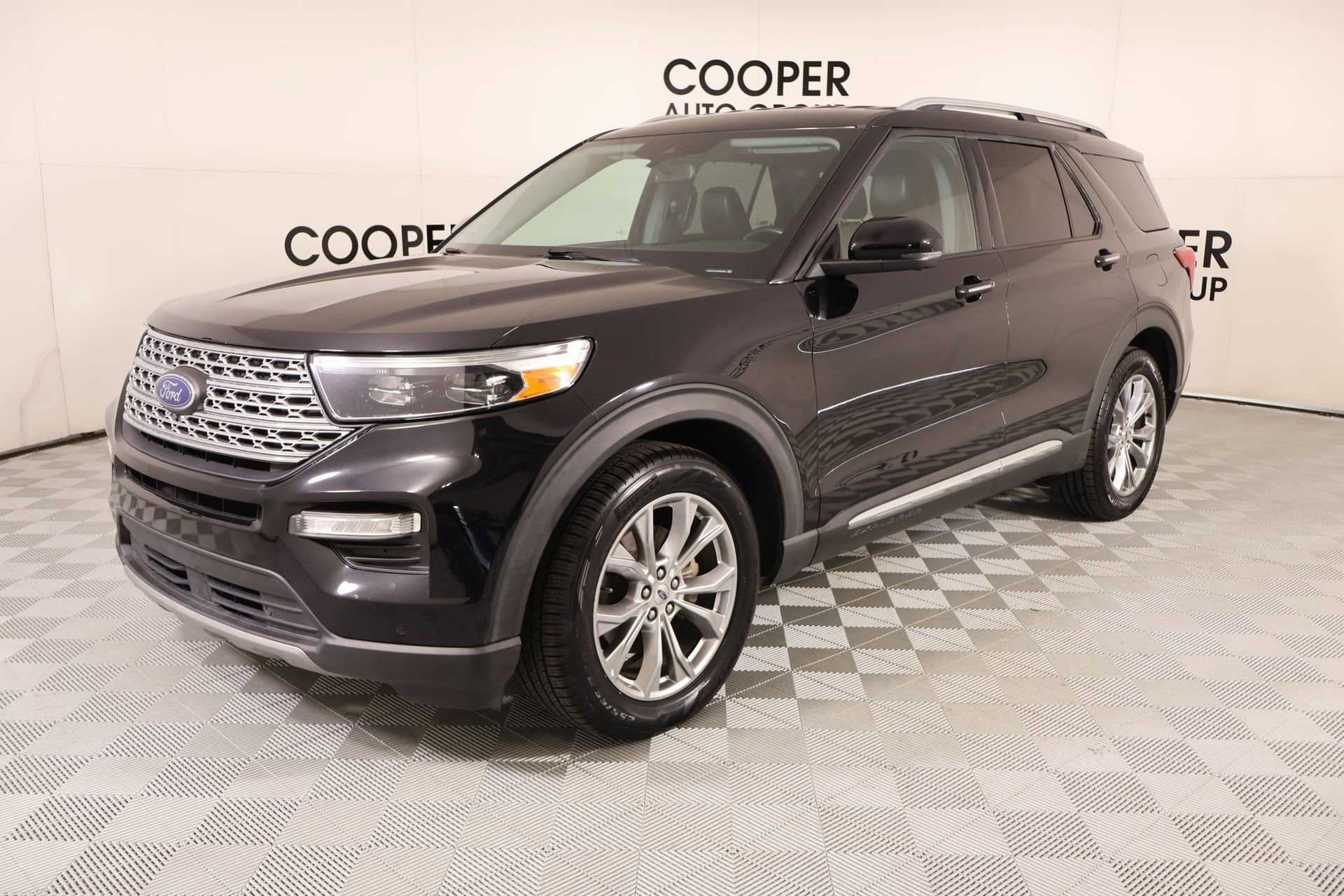Used 2021 Ford Explorer Limited RWD image 11