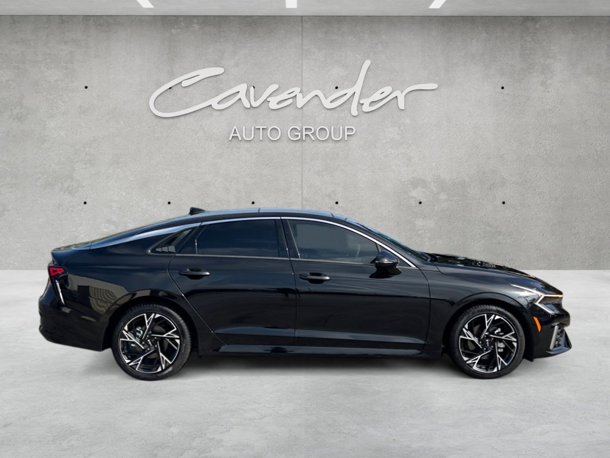 Used 2025 Kia K5 GT-Line w/ GT-Line Premium Package image 17