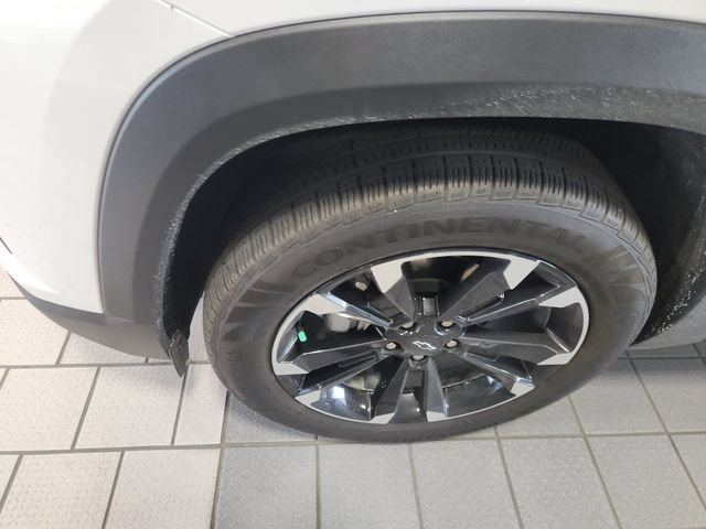 Used 2025 Chevrolet Equinox RS w/ Safety and Technology Package FWD image 8