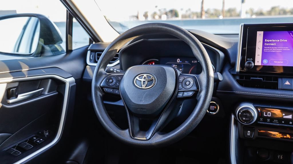 Used 2023 Toyota RAV4 XLE AWD/4WD image 18