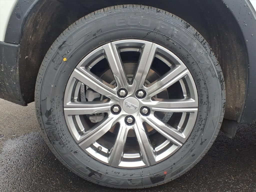 Used 2022 Cadillac XT4 Premium Luxury w/ Enhanced Visibility Package AWD/4WD image 24