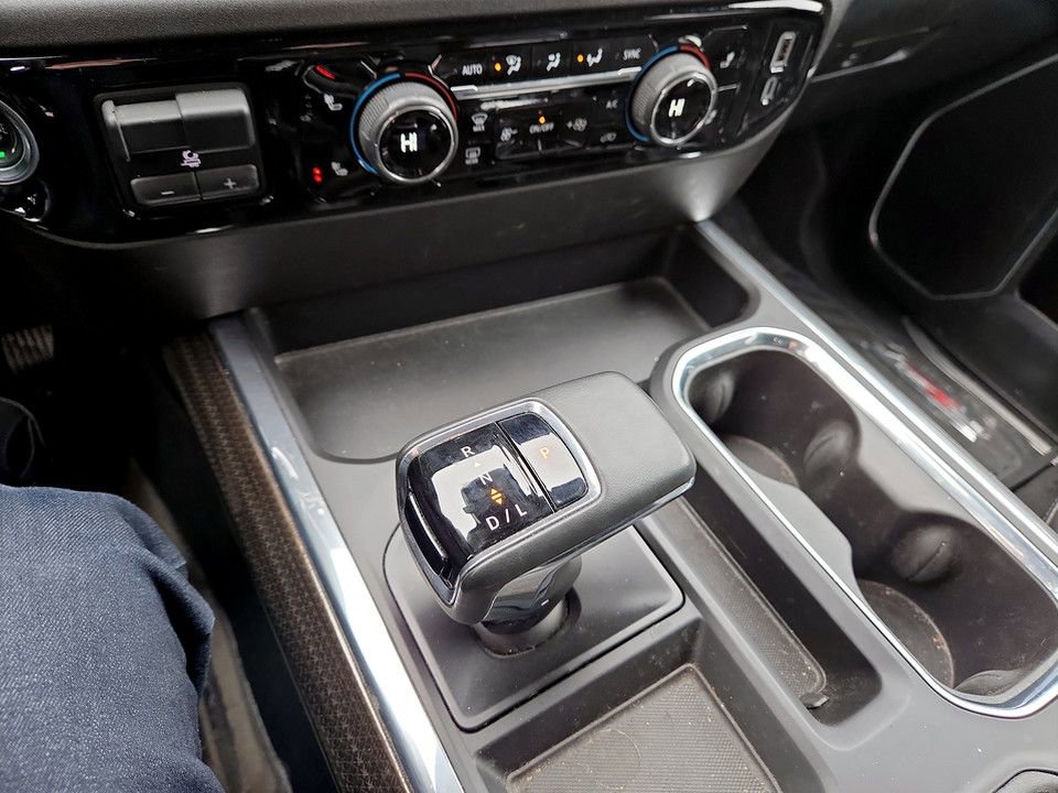 Used 2024 Chevrolet Silverado 1500 RST w/ Convenience Package II image 28