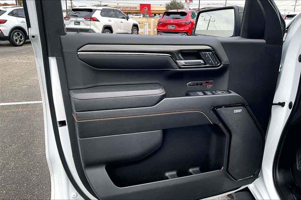 Used 2023 GMC Sierra 1500 AT4 w/ Technology Package image 22