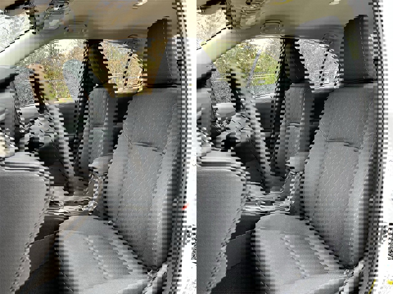 Used 2024 Toyota Corolla LE image 21