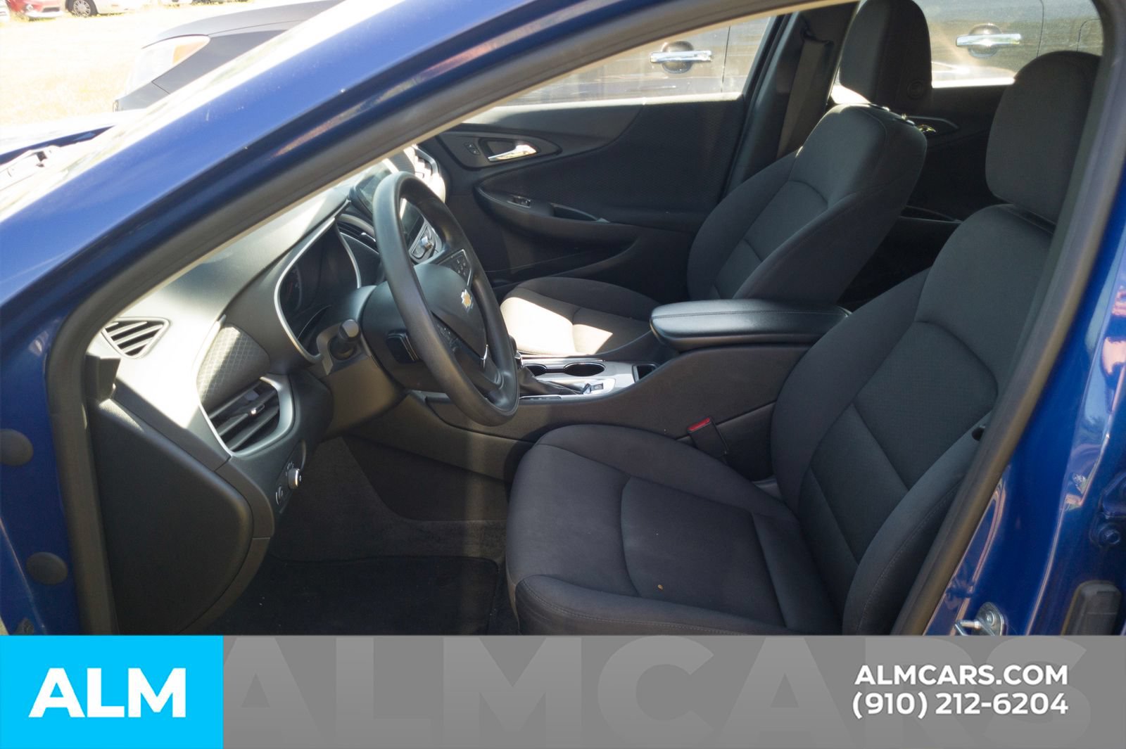Used 2023 Chevrolet Malibu LT FWD image 6