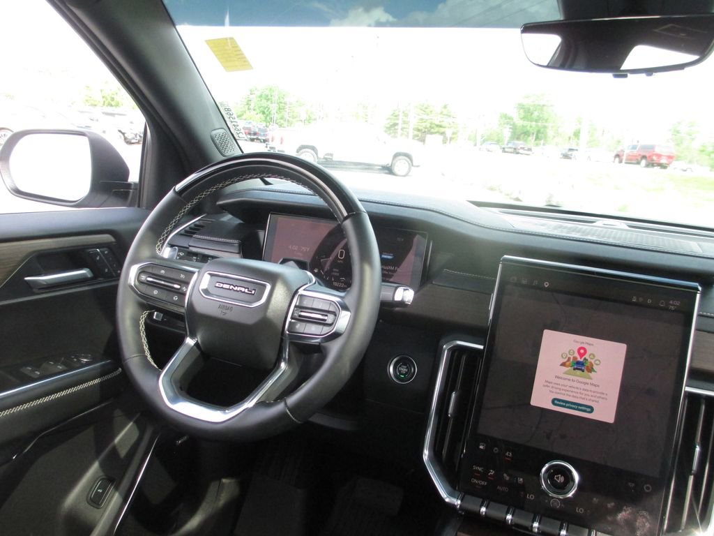 Used 2024 GMC Acadia Denali w/ Super Cruise Package AWD/4WD image 29