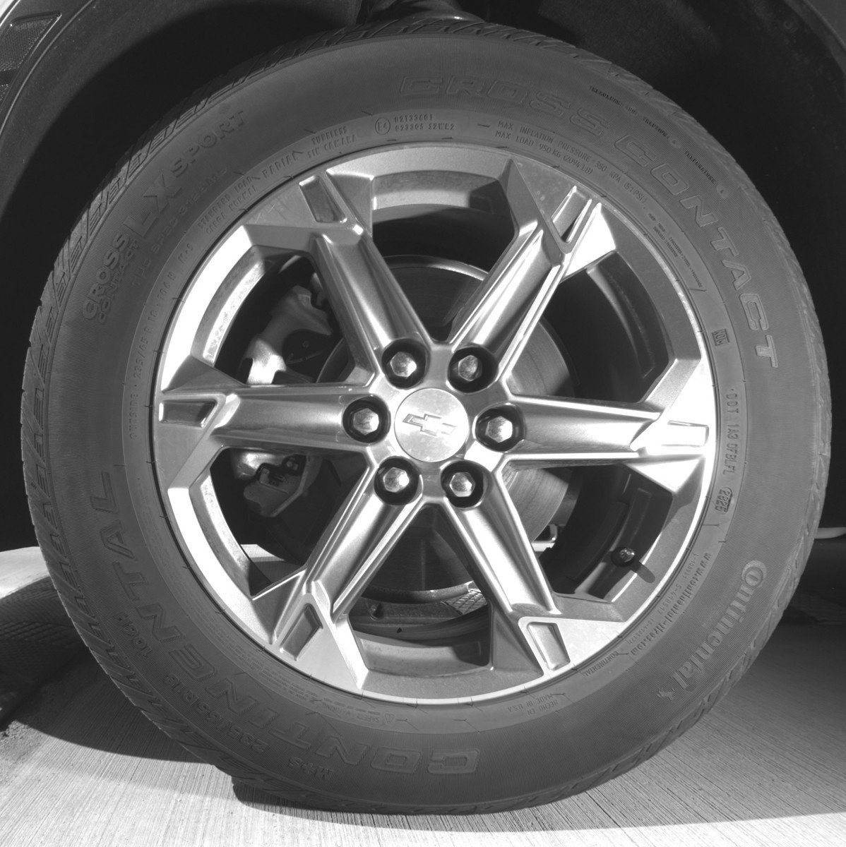 Used 2025 Chevrolet Blazer LT FWD image 12