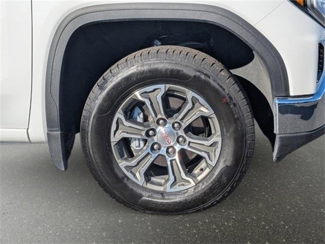 Used 2025 GMC Sierra 1500 SLT image 11