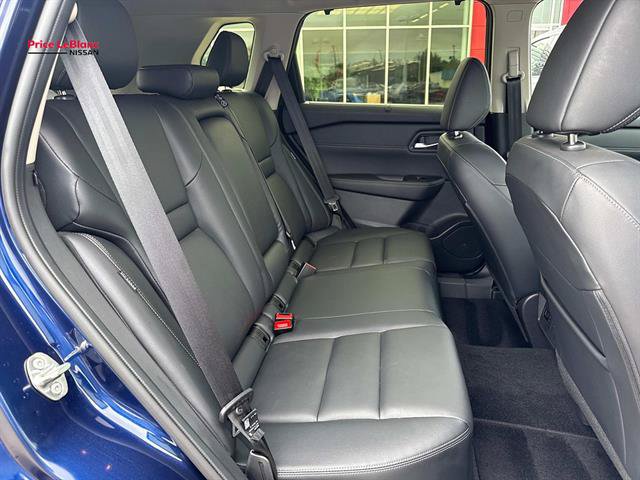 Certified 2025 Nissan Rogue SL w/ Tech Package AWD/4WD image 9