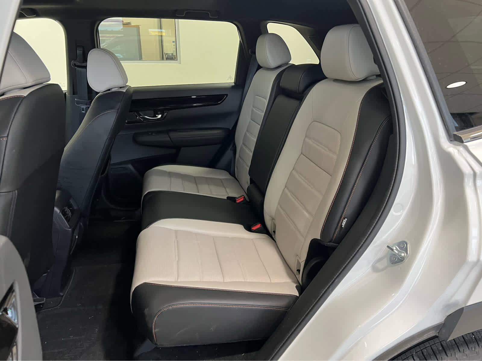 Used 2024 Honda CR-V Sport Touring image 11
