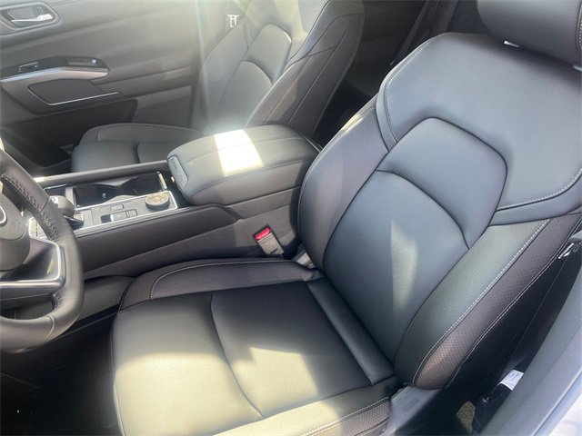 New 2025 Nissan Pathfinder SL image 5