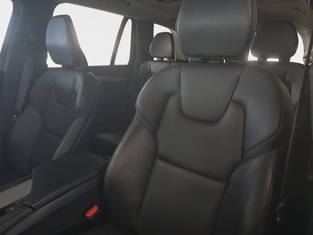 Used 2023 Volvo XC90 B5 Core AWD/4WD image 17