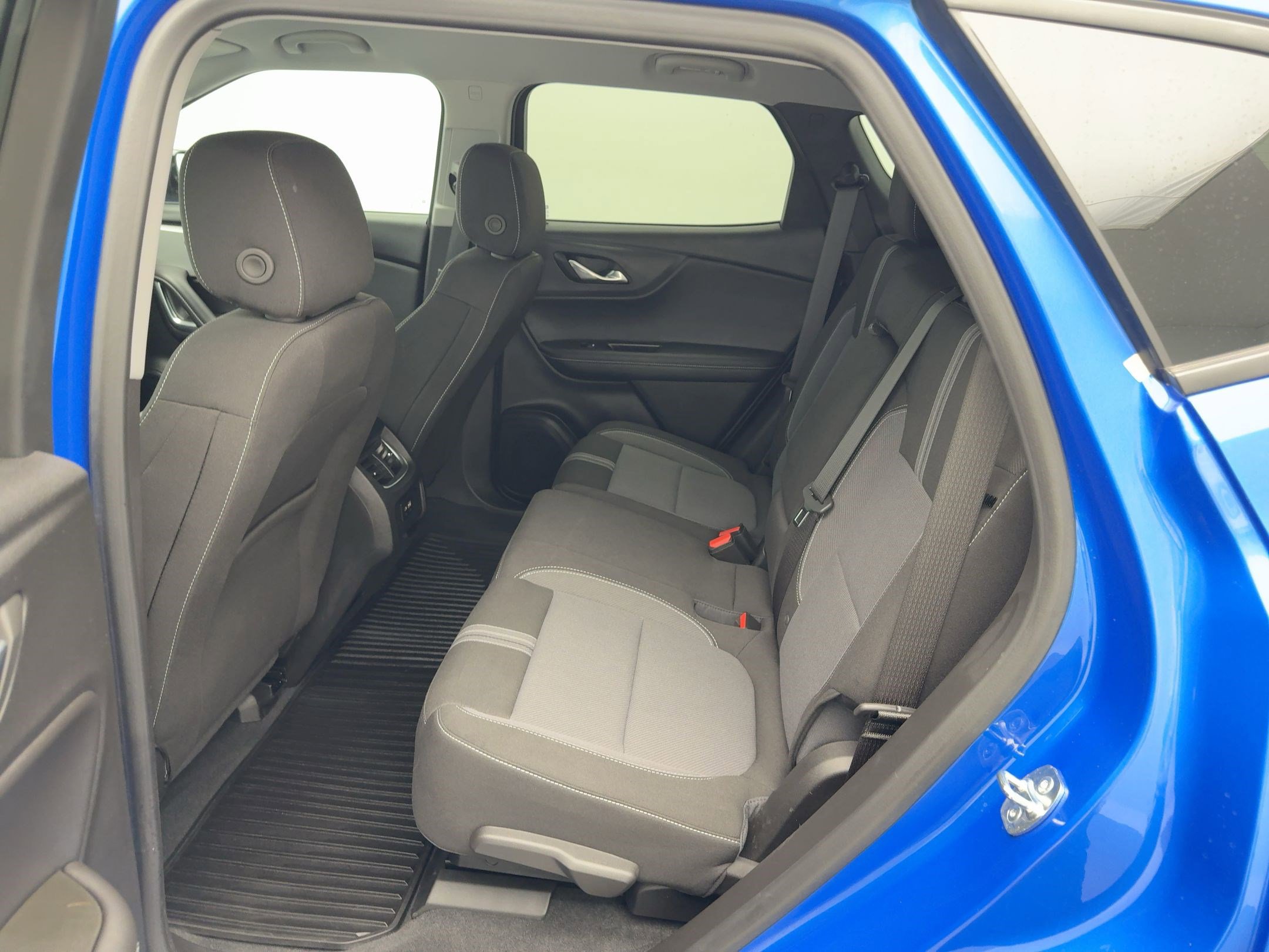 Certified 2025 Chevrolet Blazer LT w/ Convenience Package image 15