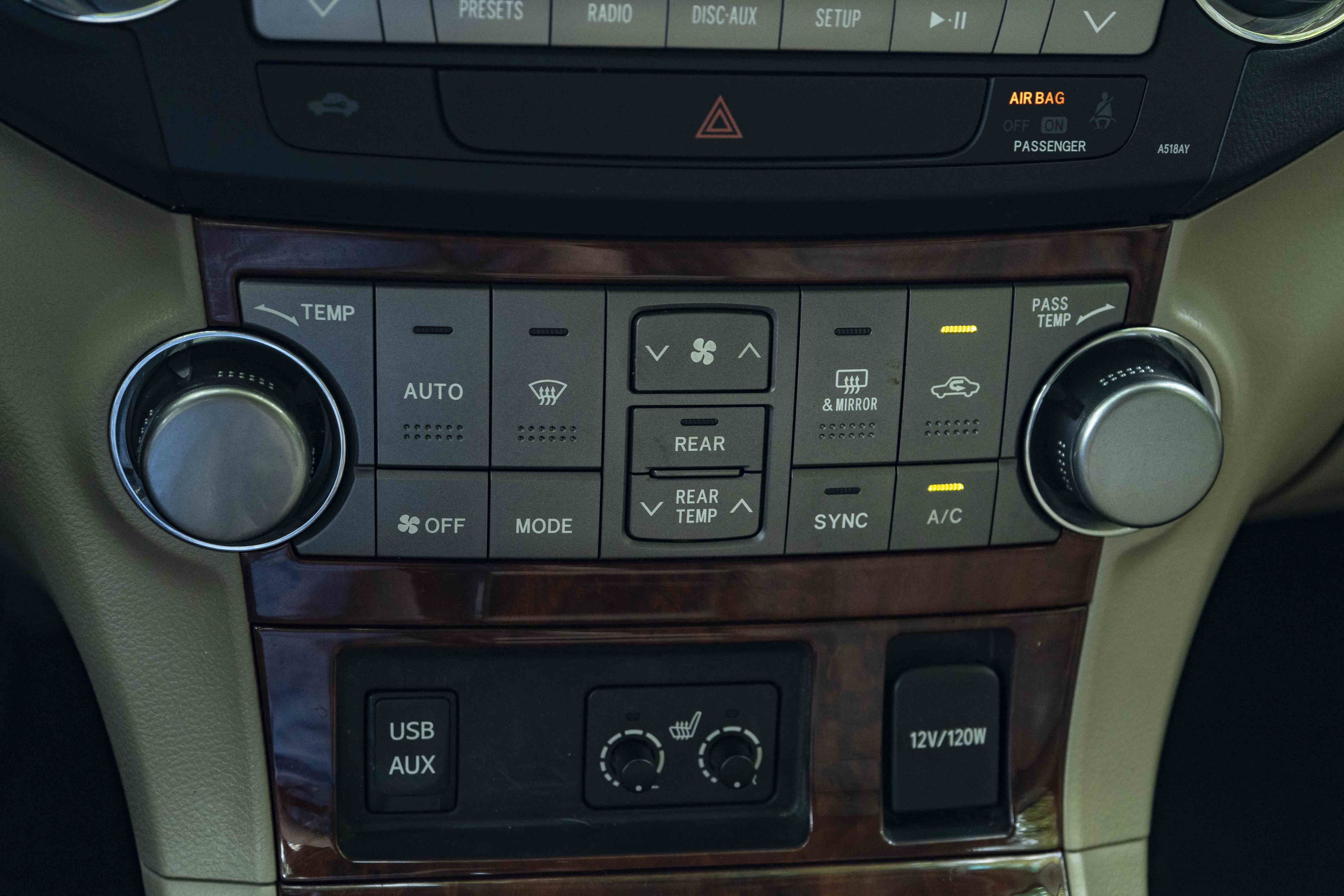 Used 2012 Toyota Highlander Limited FWD image 33