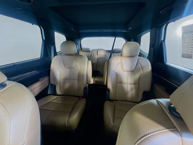 Used 2020 Kia Telluride SX w/ Towing Package FWD image 26