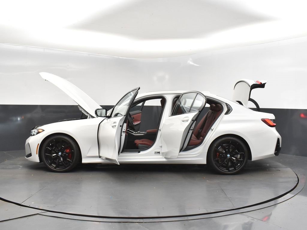 New 2026 BMW 330i Sedan w/ M Sport Package image 46