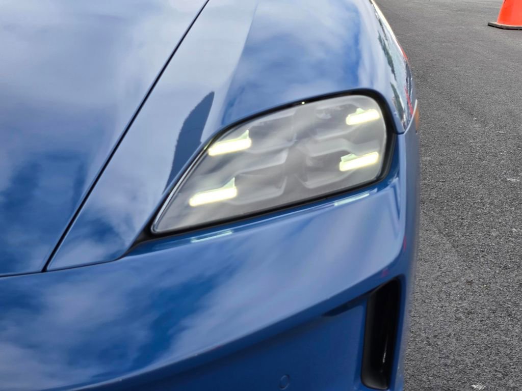 New 2026 Porsche Taycan GTS AWD/4WD image 12