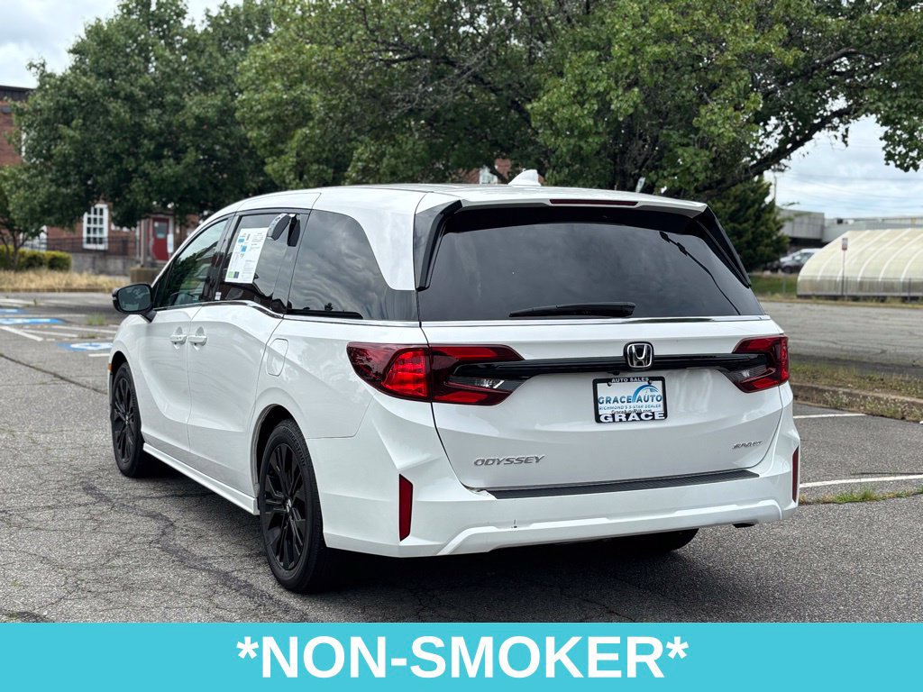 Used 2025 Honda Odyssey Sport-L image 6