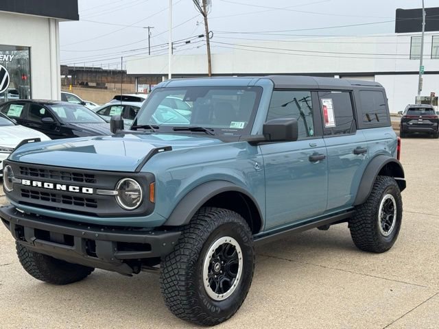 Used 2022 Ford Bronco Black Diamond w/ Sasquatch Package