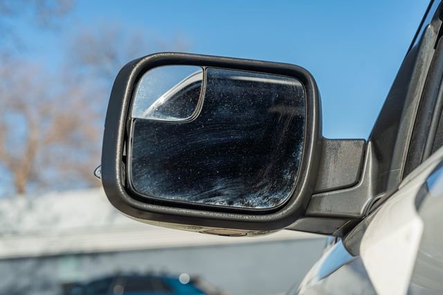 Used 2018 Ford Explorer XLT w/ Equipment Group 202A image 10