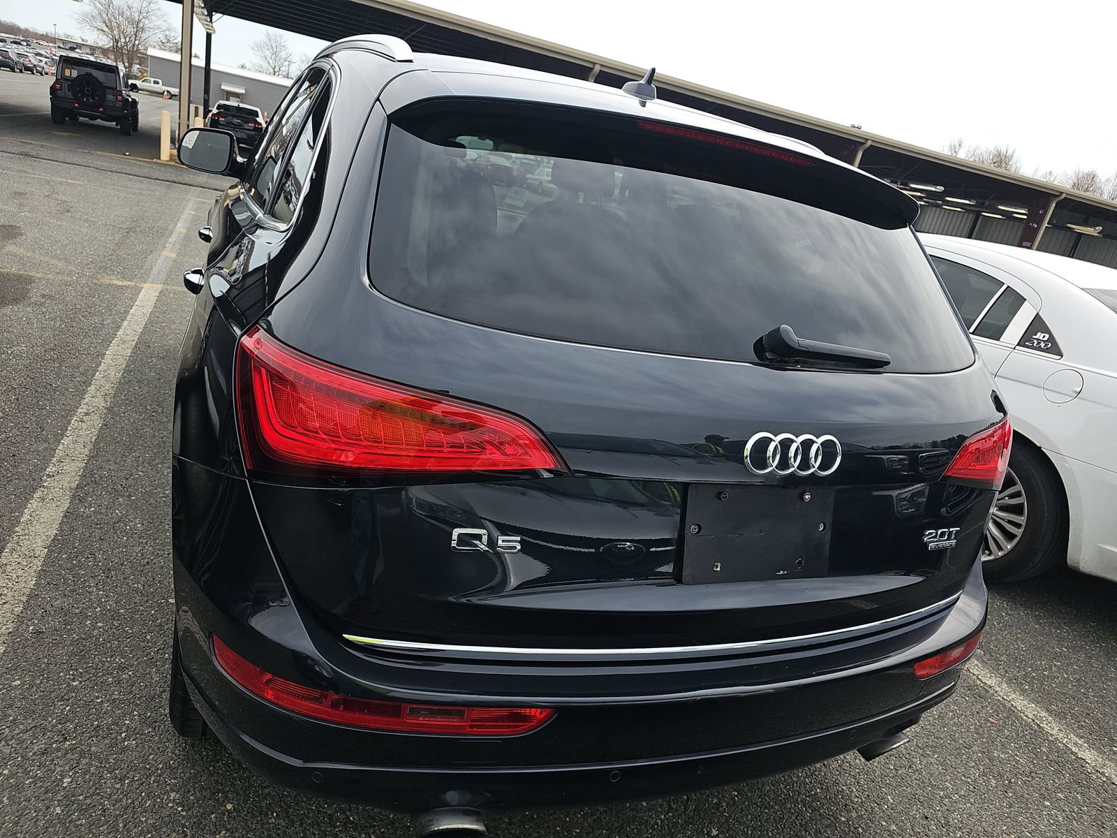 Used 2017 Audi Q5 2.0T Premium image 2