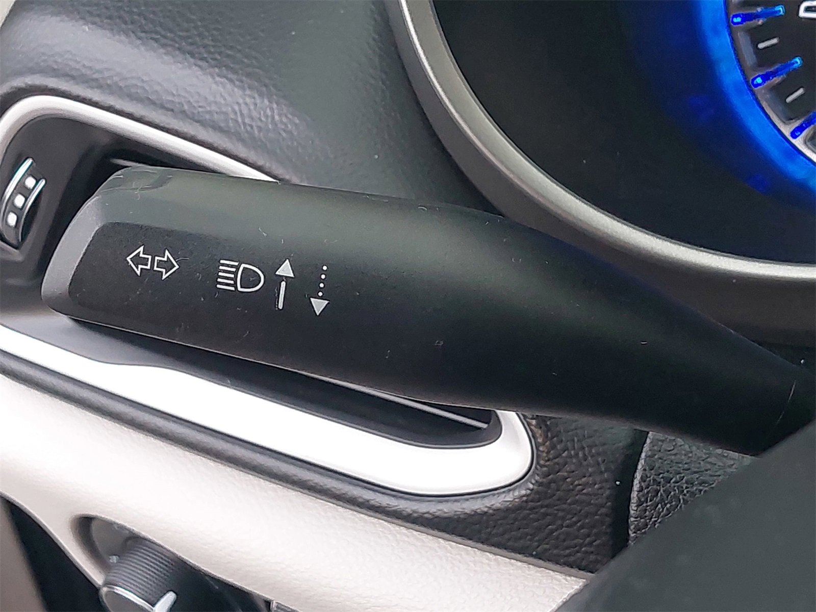 Used 2022 Chrysler Pacifica Touring-L image 23