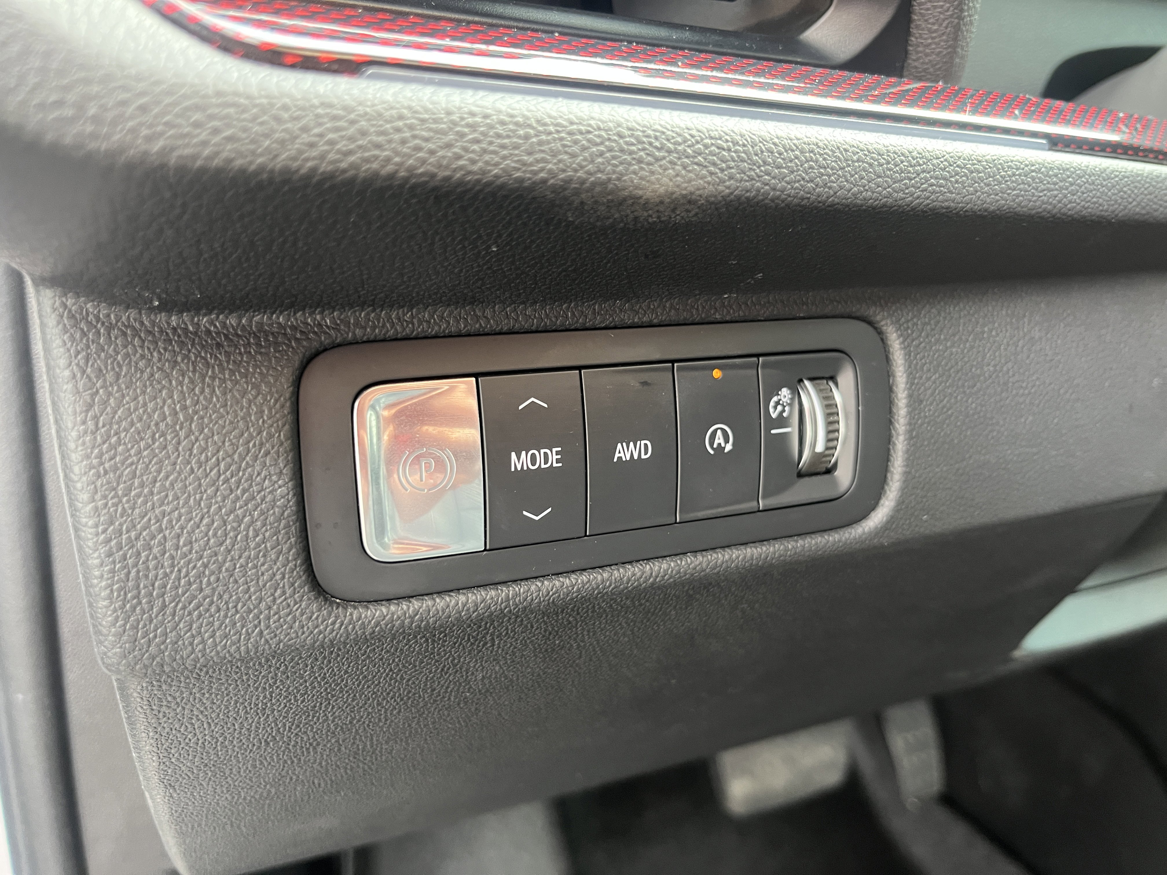 Used 2024 Chevrolet Traverse RS AWD/4WD image 17