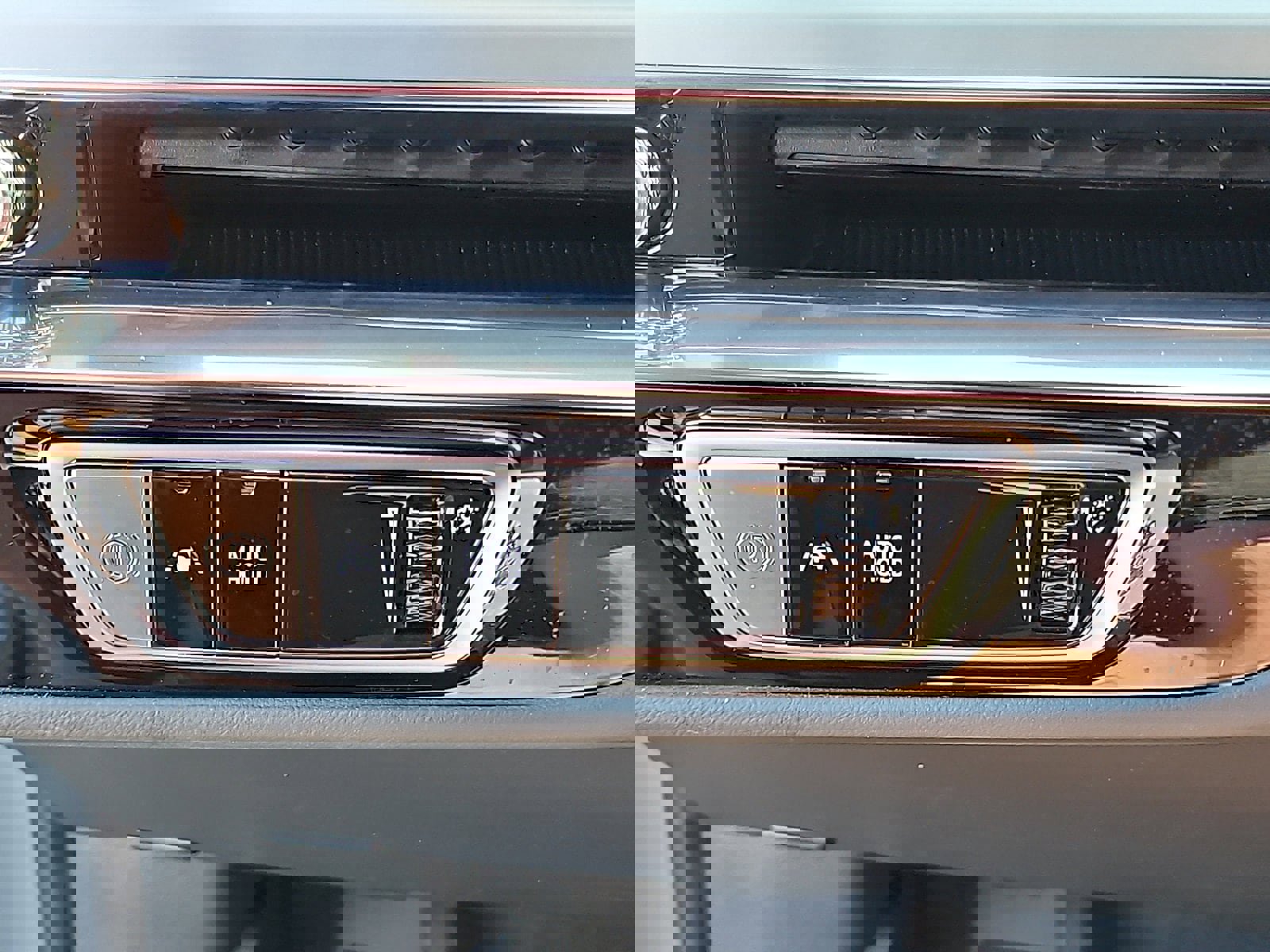 Certified 2024 Cadillac Lyriq Sport image 20