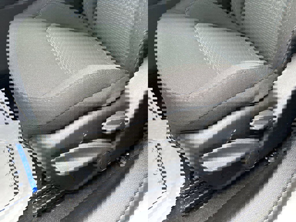 New 2025 Jeep Compass Sport image 18